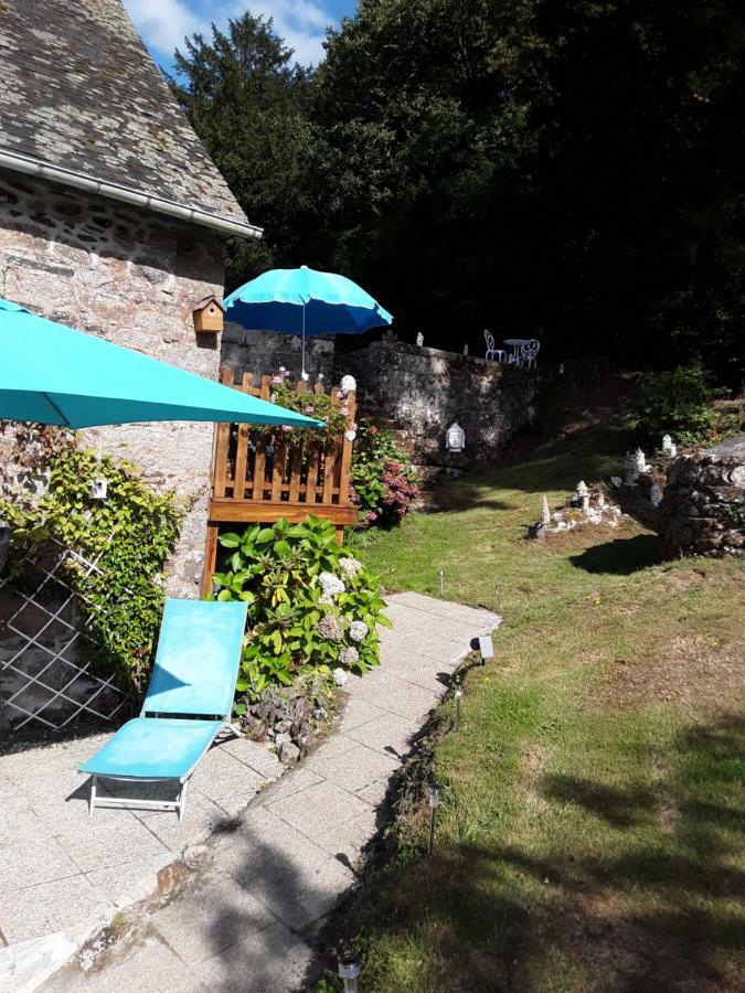 Bed and Breakfast Moulin De La Civiere à Kergrist-Moelou Extérieur photo